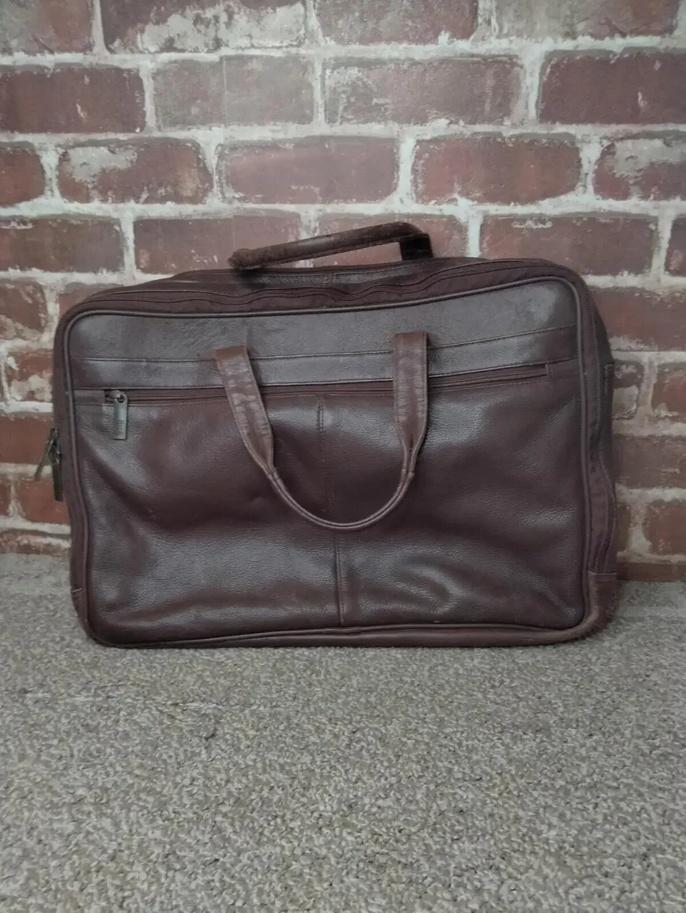 Bill Blass Executive Dark Brown Leather Laptop Briefcase Messenger Bag